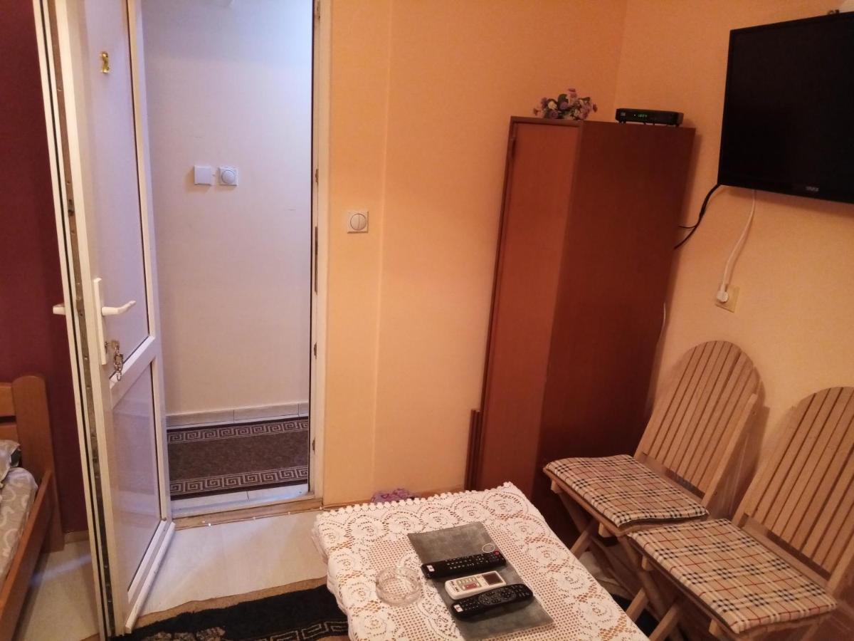 Guest House Mirijevski Konak ベオグラード エクステリア 写真