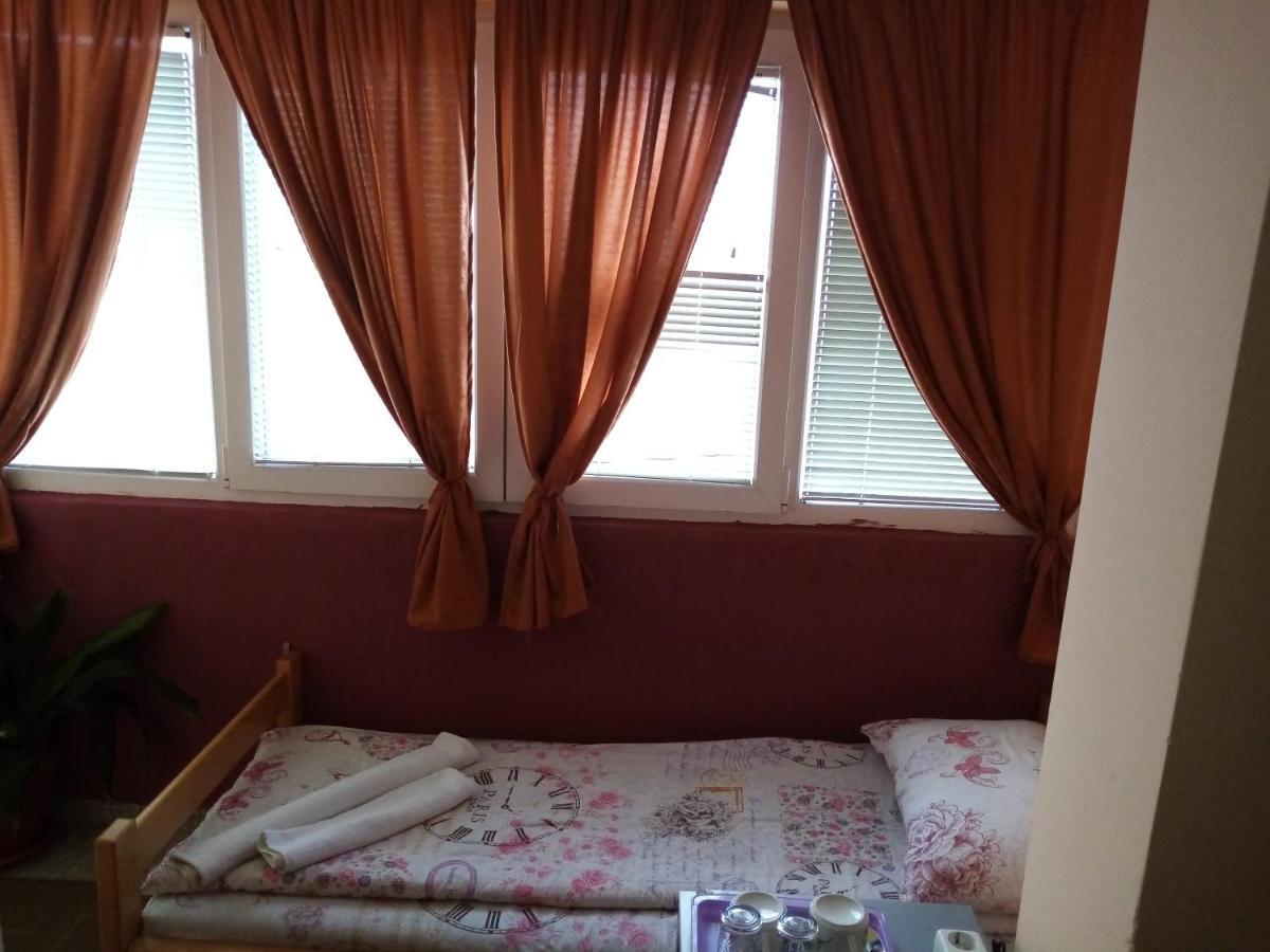 Guest House Mirijevski Konak ベオグラード エクステリア 写真